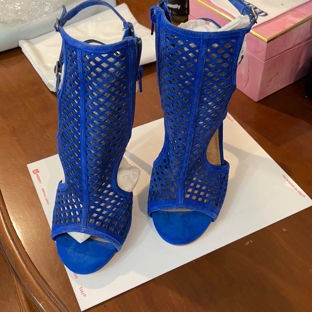 Steve Madden sandals